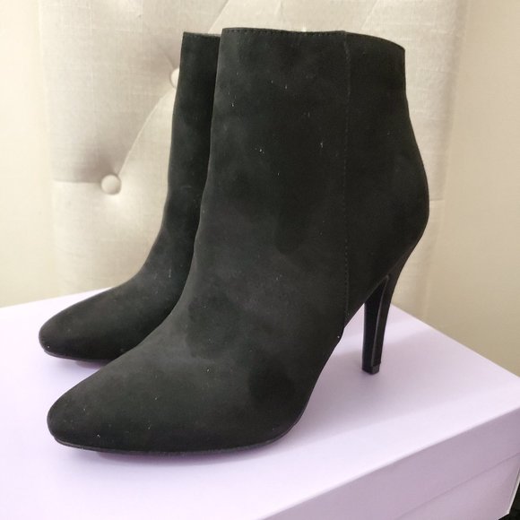 Madden Girl "Sally" black suede high-heel booties - Picture 2 of 6